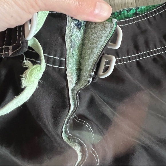 🔥SALE - any 4/$20. Billabong Swim Trunk - Picture 3 of 7